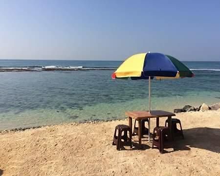 Sunset Surfing Beach Resort Matara Bagian luar foto