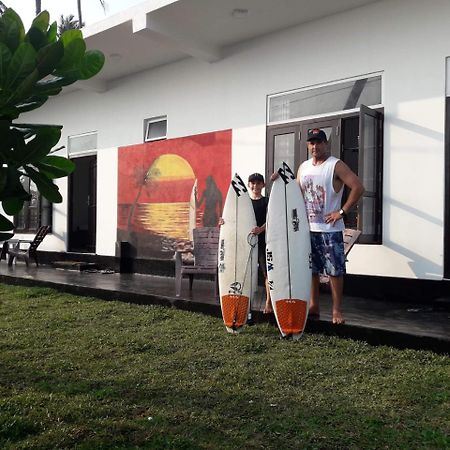 Sunset Surfing Beach Resort Matara Bagian luar foto