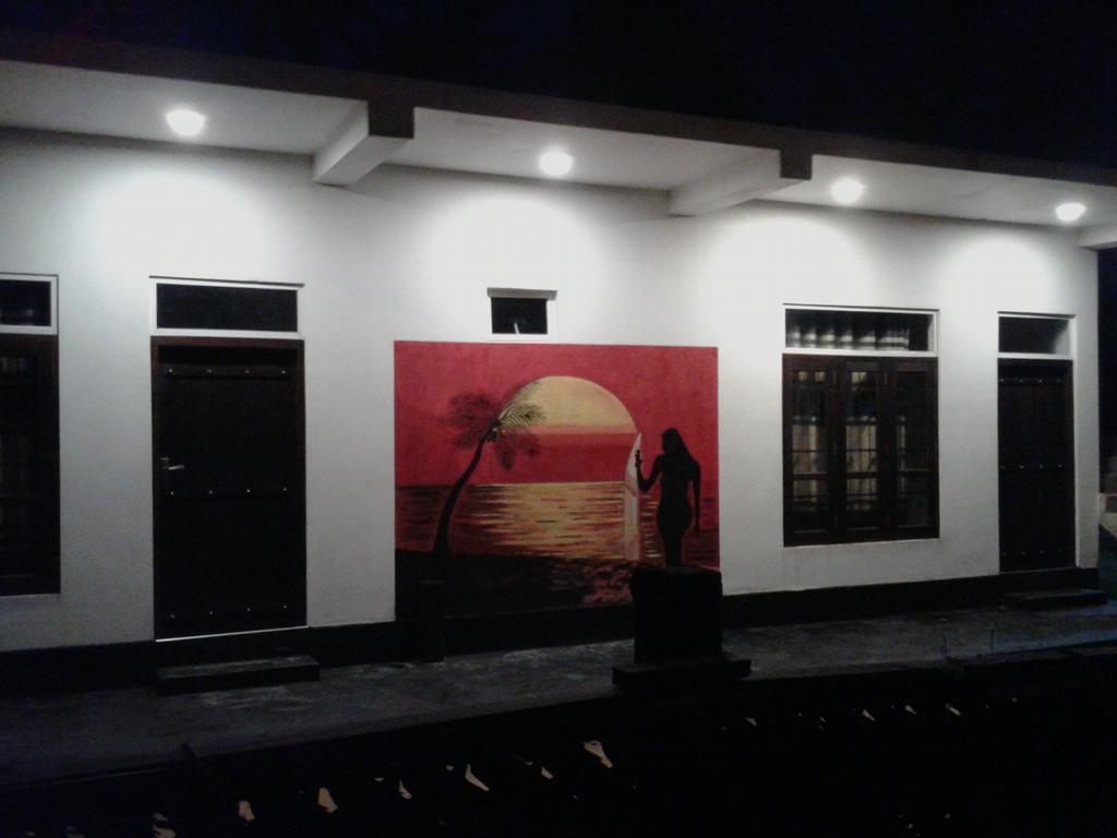 Sunset Surfing Beach Resort Matara Bagian luar foto
